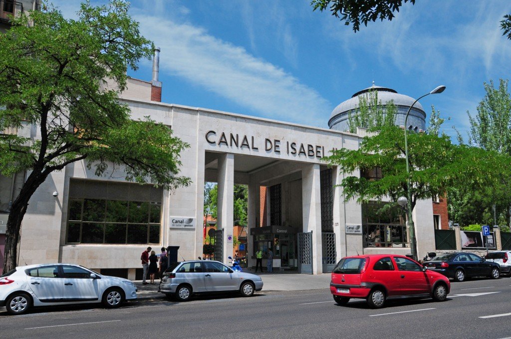 Façade of the Grupo Canal main headquarters